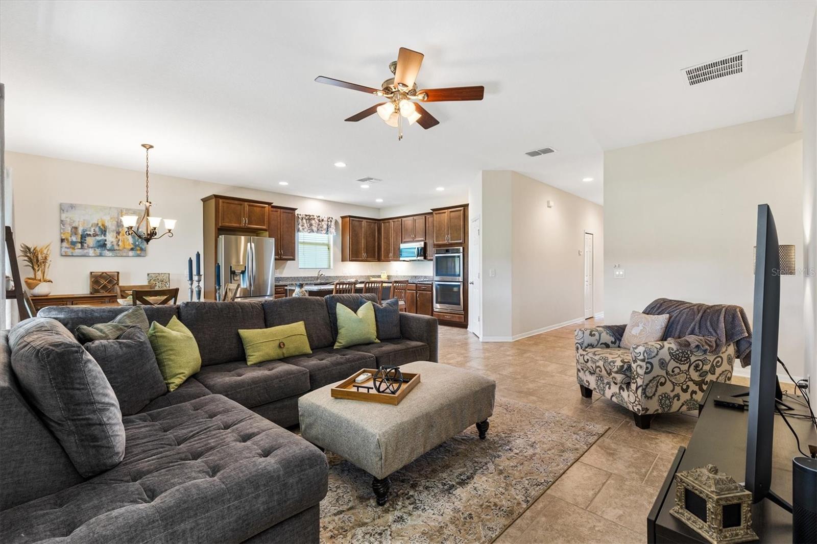 ARLINGTON RIDGE PH 02 - Residential