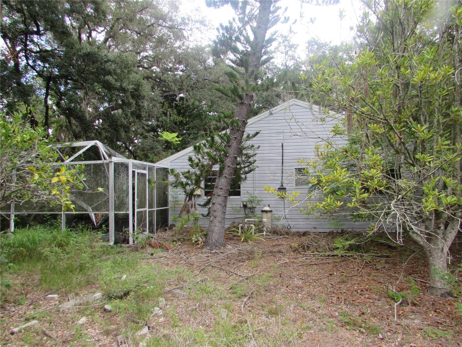 S OF DESOTO LAKES AREA - Residential