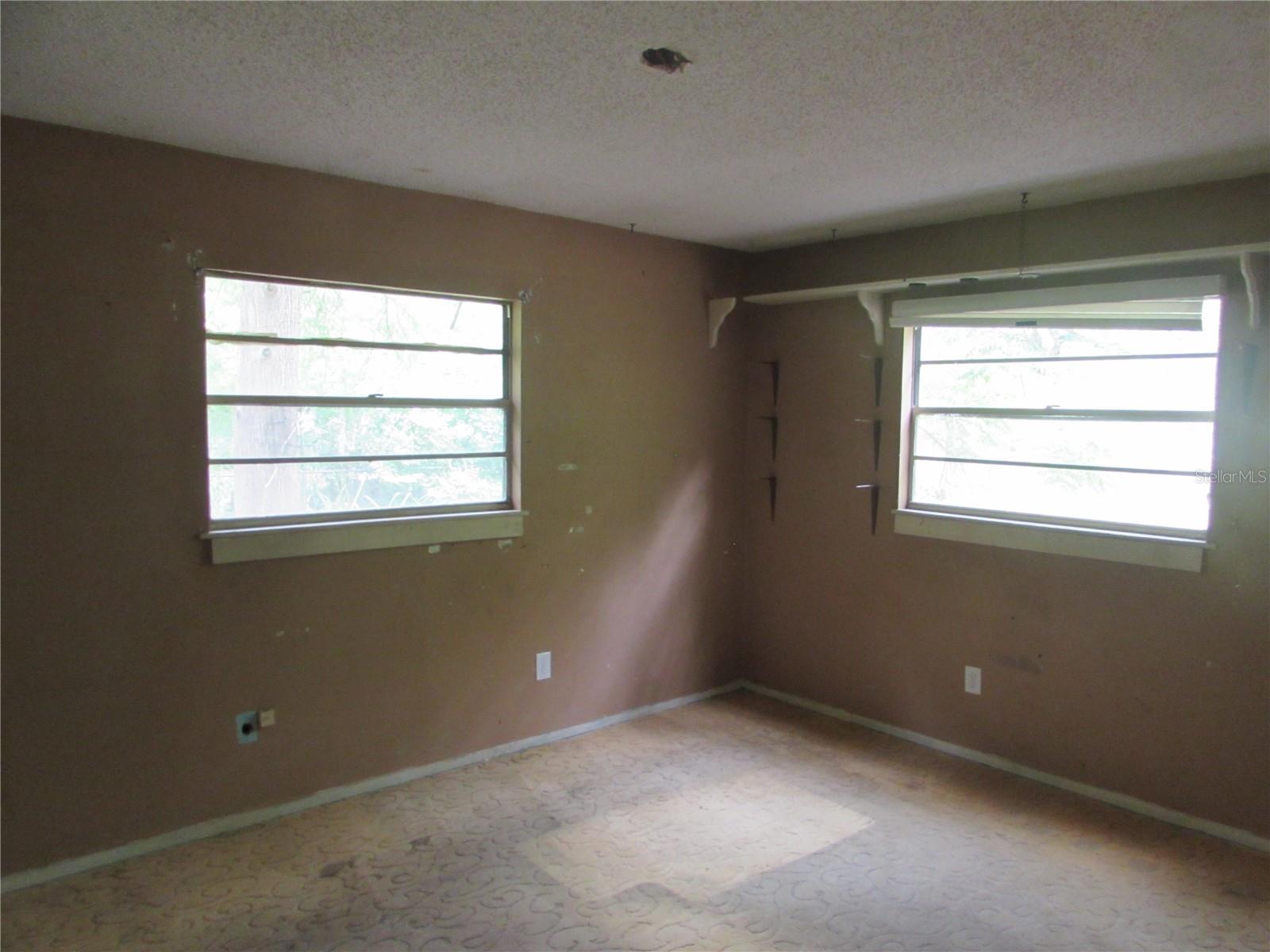 S OF DESOTO LAKES AREA - Residential