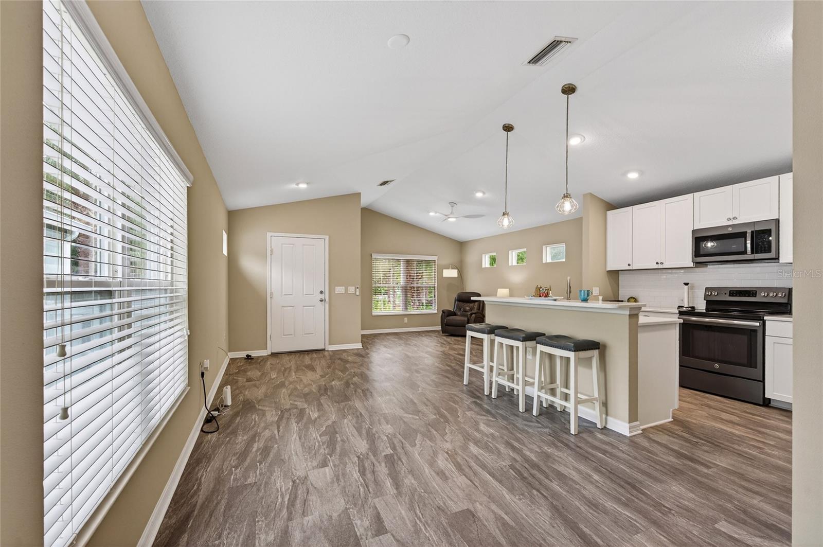 GRAND PALM PH 1A - Residential