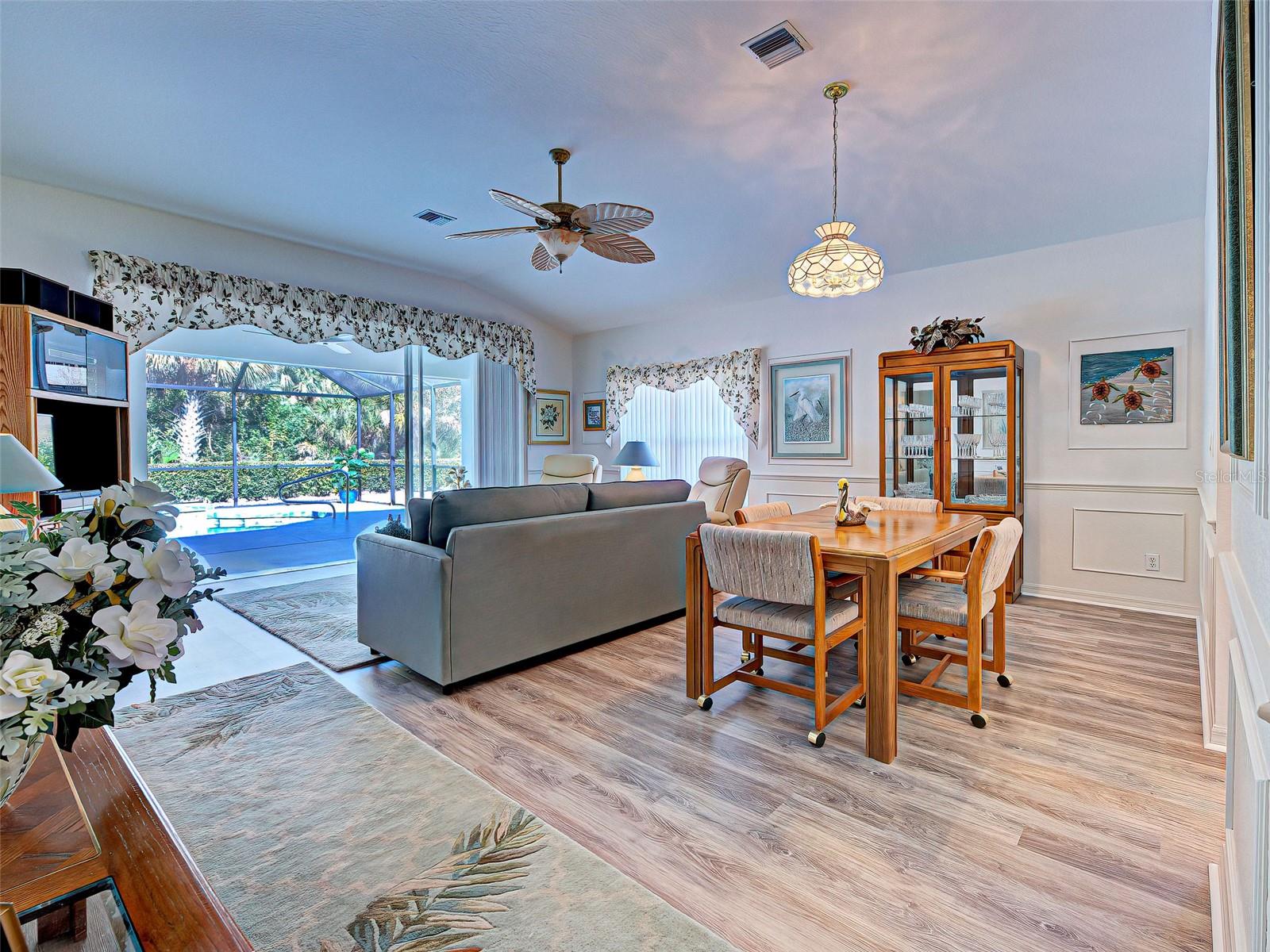 VENICE PALMS PH 1 - Residential