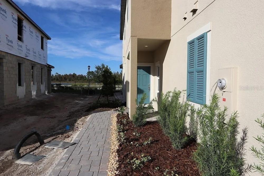 WINDERMERE ESTATES - Residential Lease