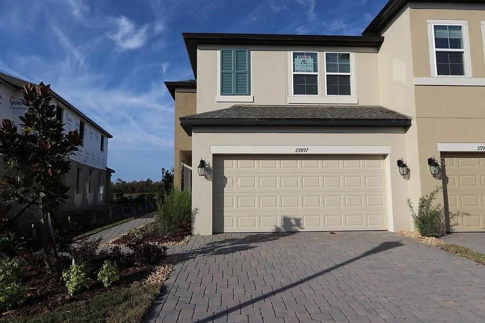 WINDERMERE ESTATES - Residential Lease