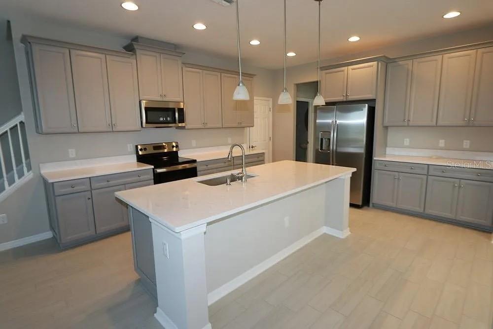 WINDERMERE ESTATES - Residential Lease