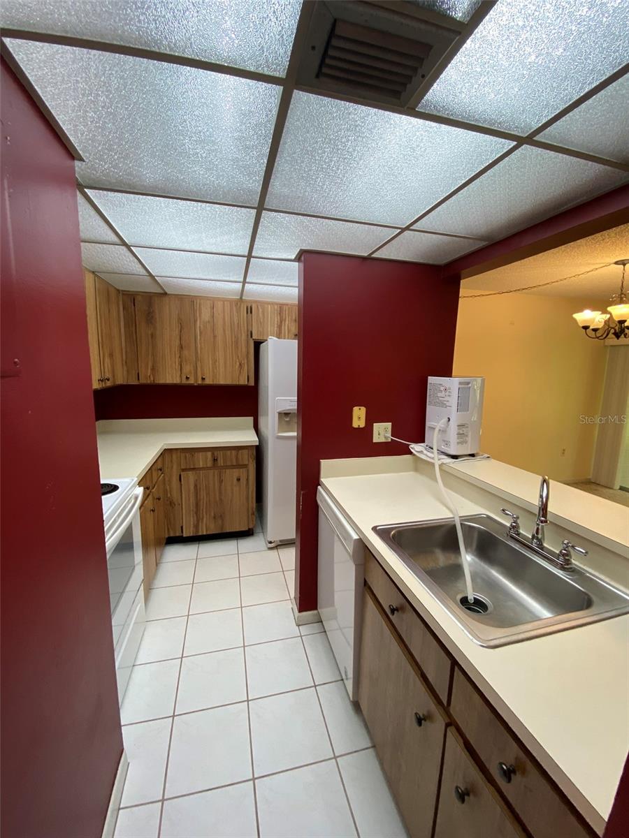 EDGEWATER CONDO APTS - Residential