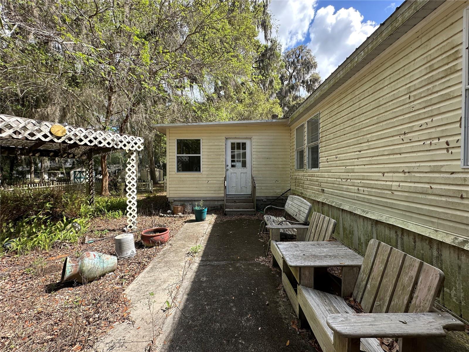 BASS LAKE RANCHES - Residential