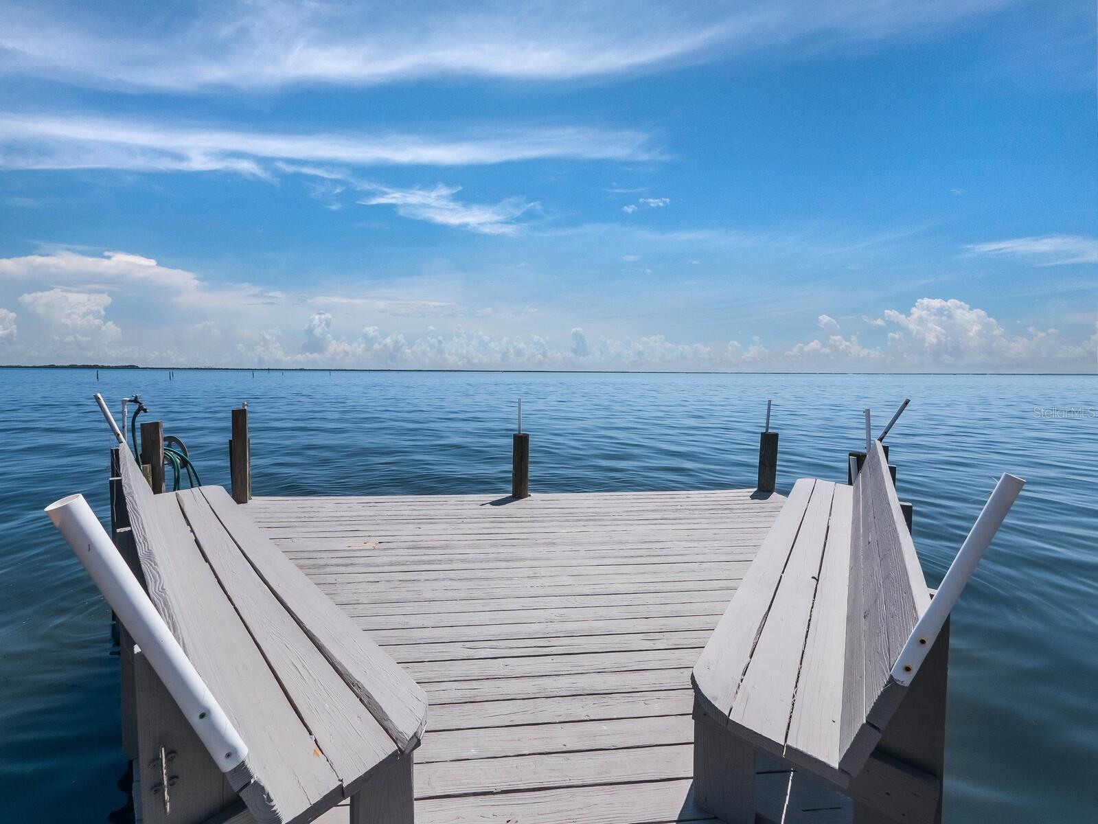 THE BANYAN BAY CLUB - Residential