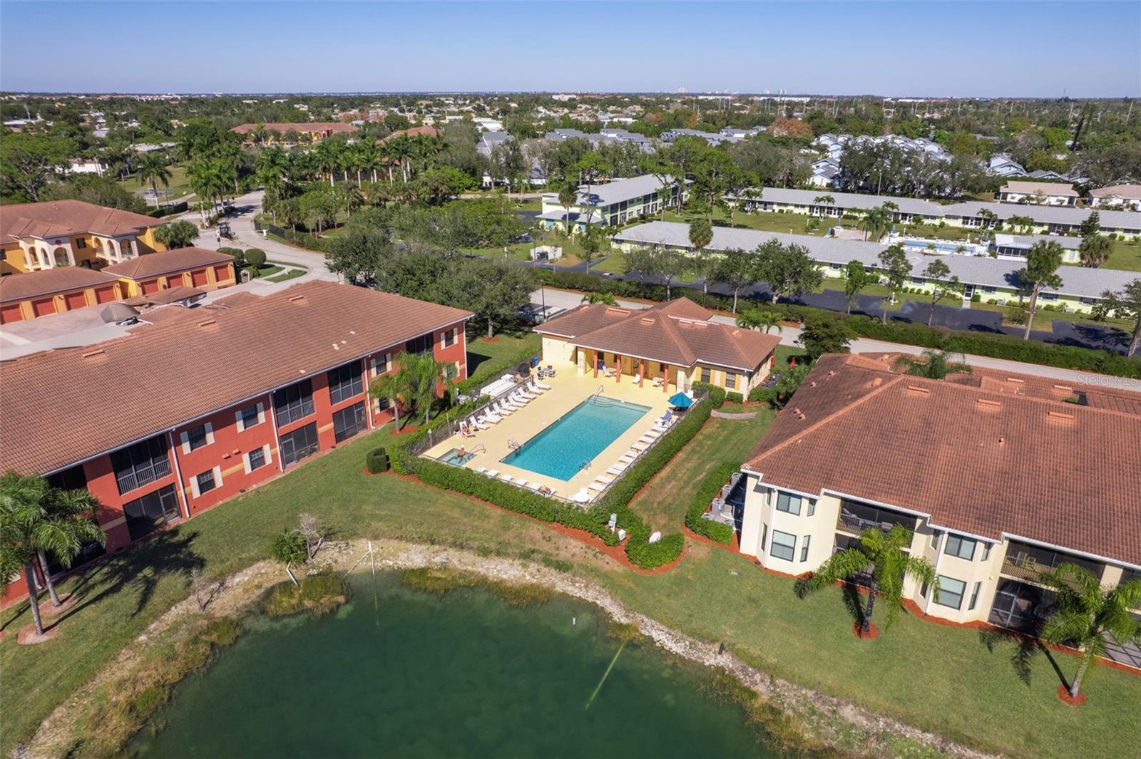 PALMETTO COVE CONDO PH 2 BLDG - Residential