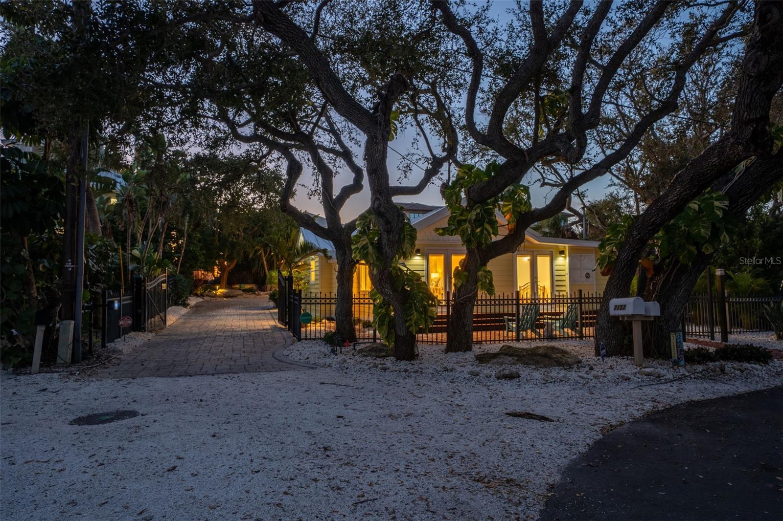 POINT OF ROCKS SUB - Residential
