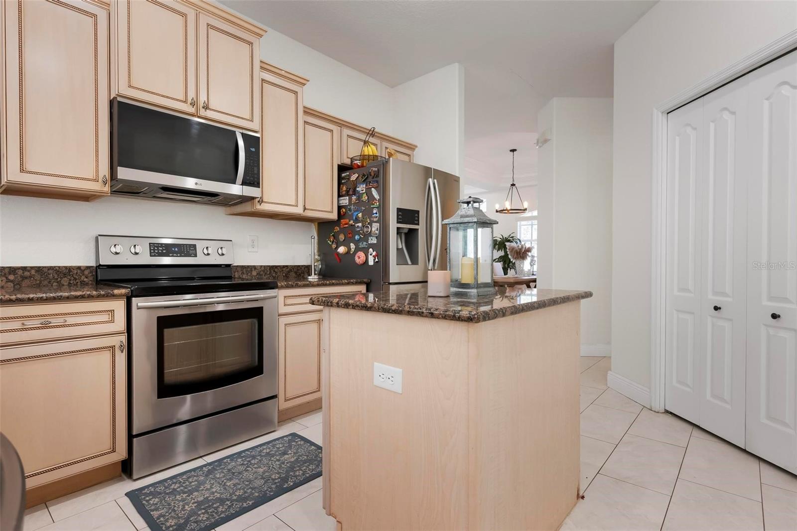 STONEYBROOK AT HERITAGE HARBOUR D-1 - Residential Lease