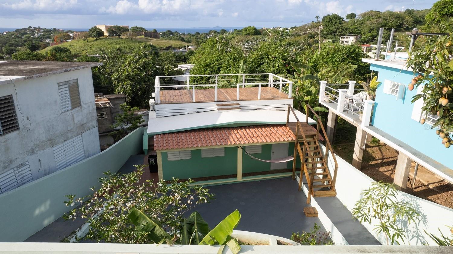 MAMBICHE (BARRIO LEGUILLOW) - Residential
