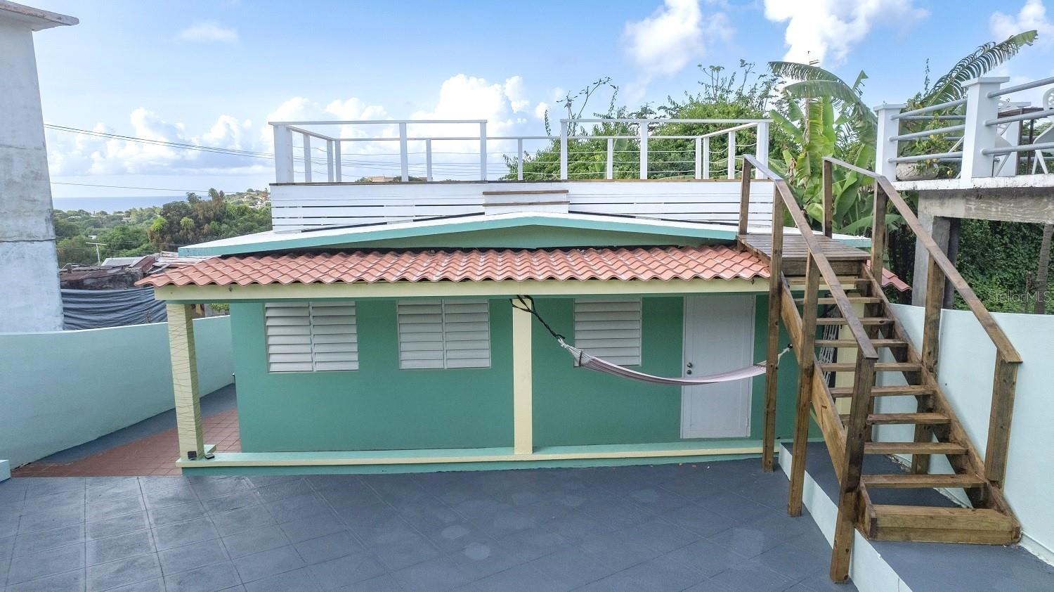 MAMBICHE (BARRIO LEGUILLOW) - Residential