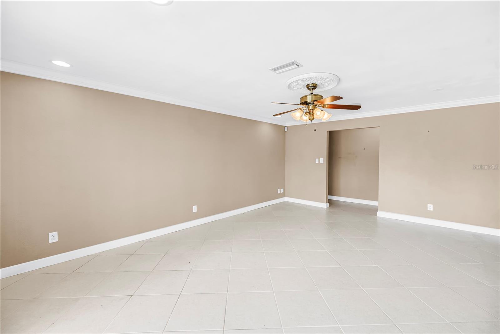 TANGLEWOOD ISLE SUB - Residential