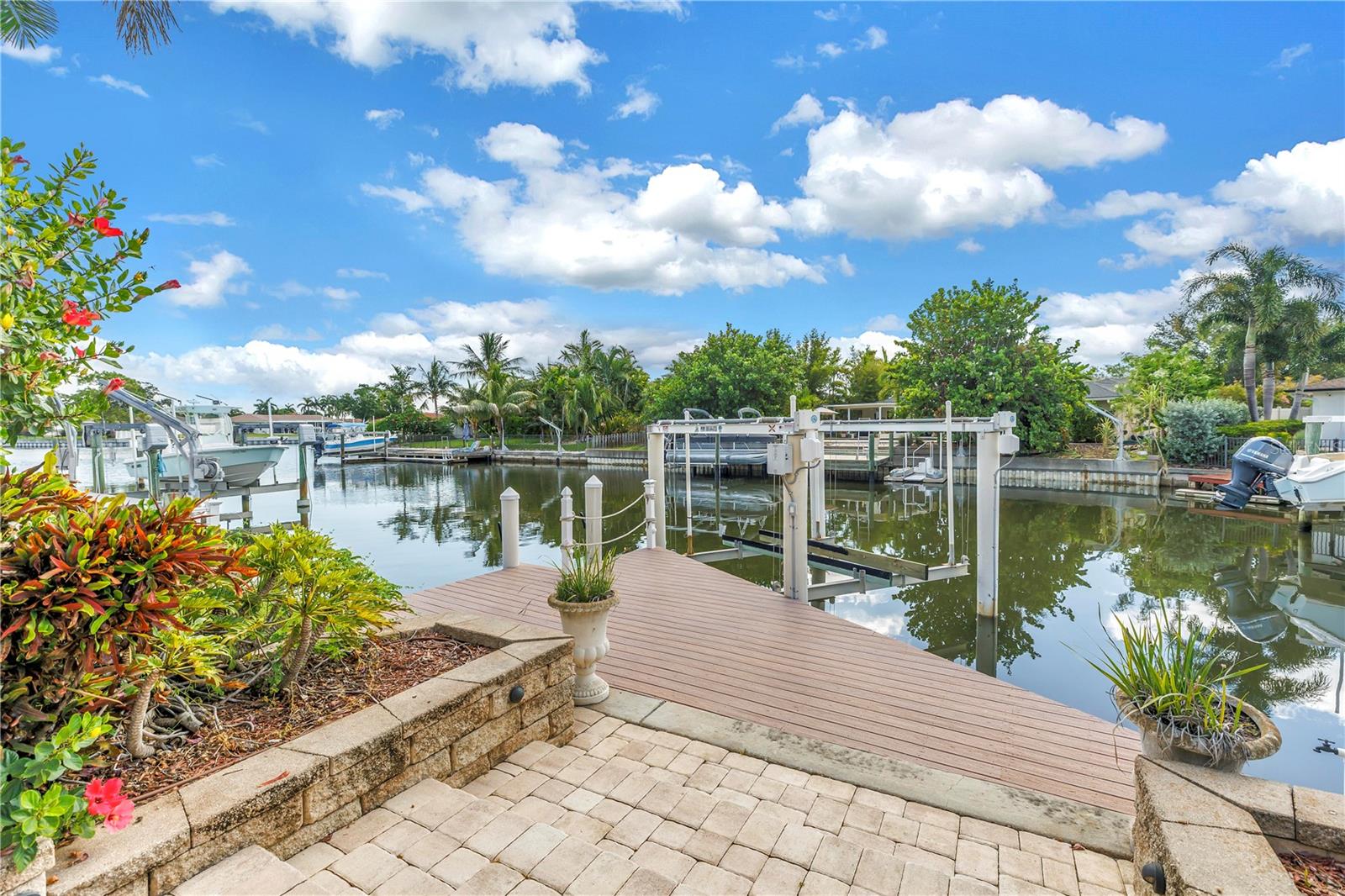 TANGLEWOOD ISLE SUB - Residential