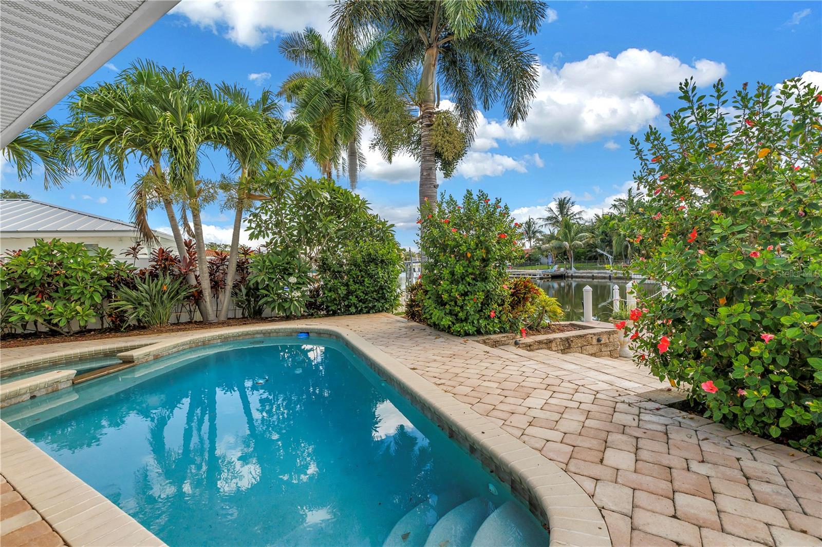TANGLEWOOD ISLE SUB - Residential