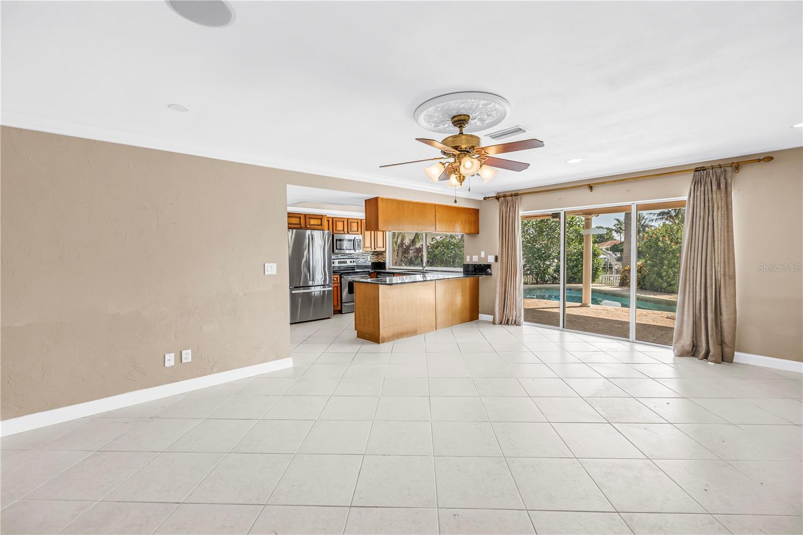 TANGLEWOOD ISLE SUB - Residential