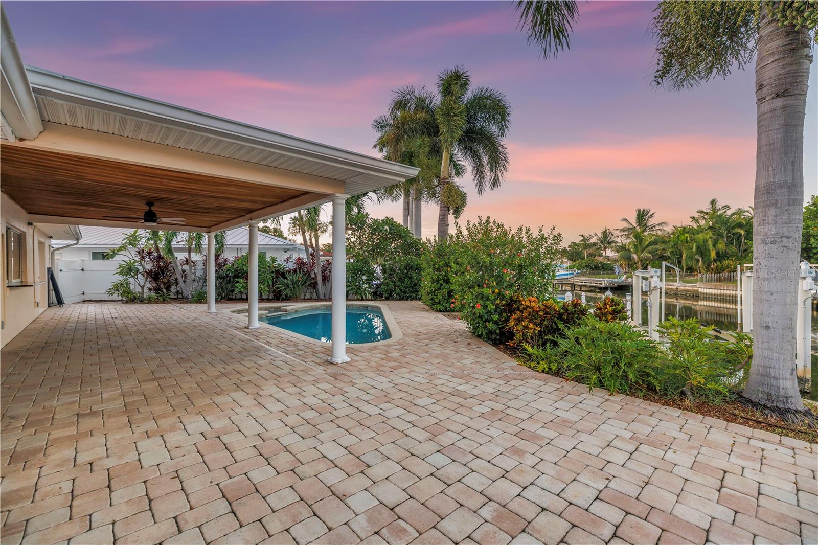 TANGLEWOOD ISLE SUB - Residential