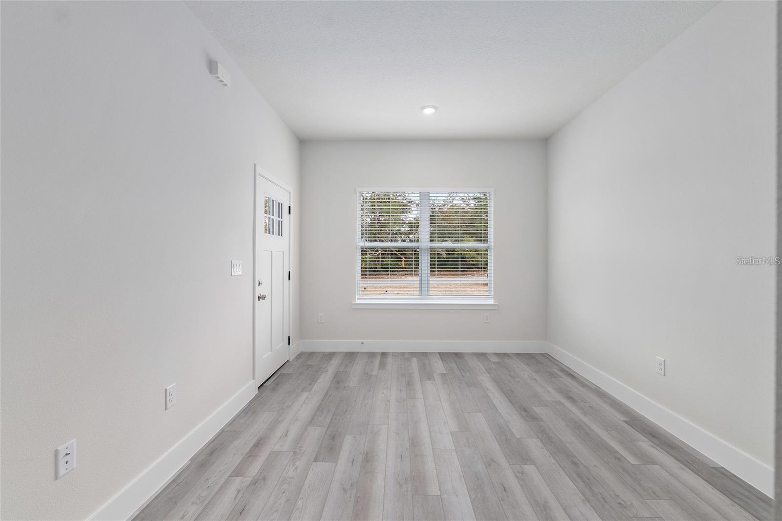 MARION OAKS UN 04 - Residential
