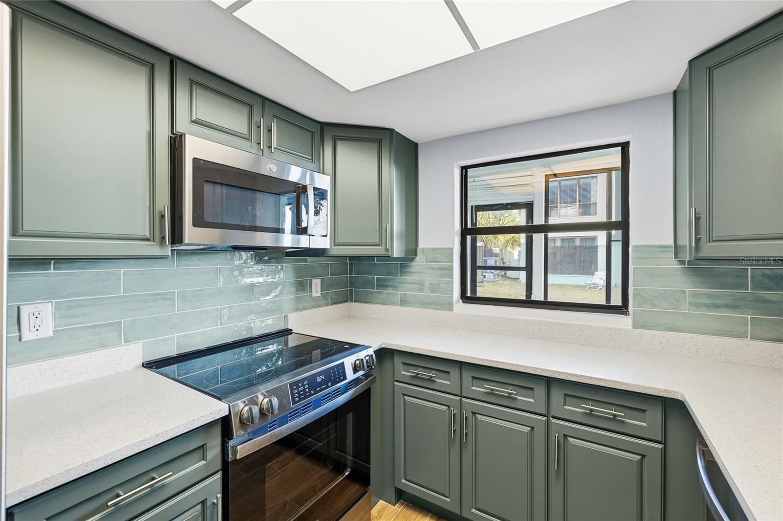 WINDRUSH COVE PH 1 CONDO - Residential