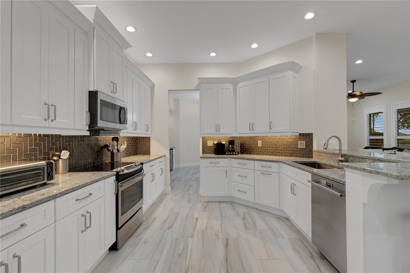 GLENN LAKES PH 3 - Residential