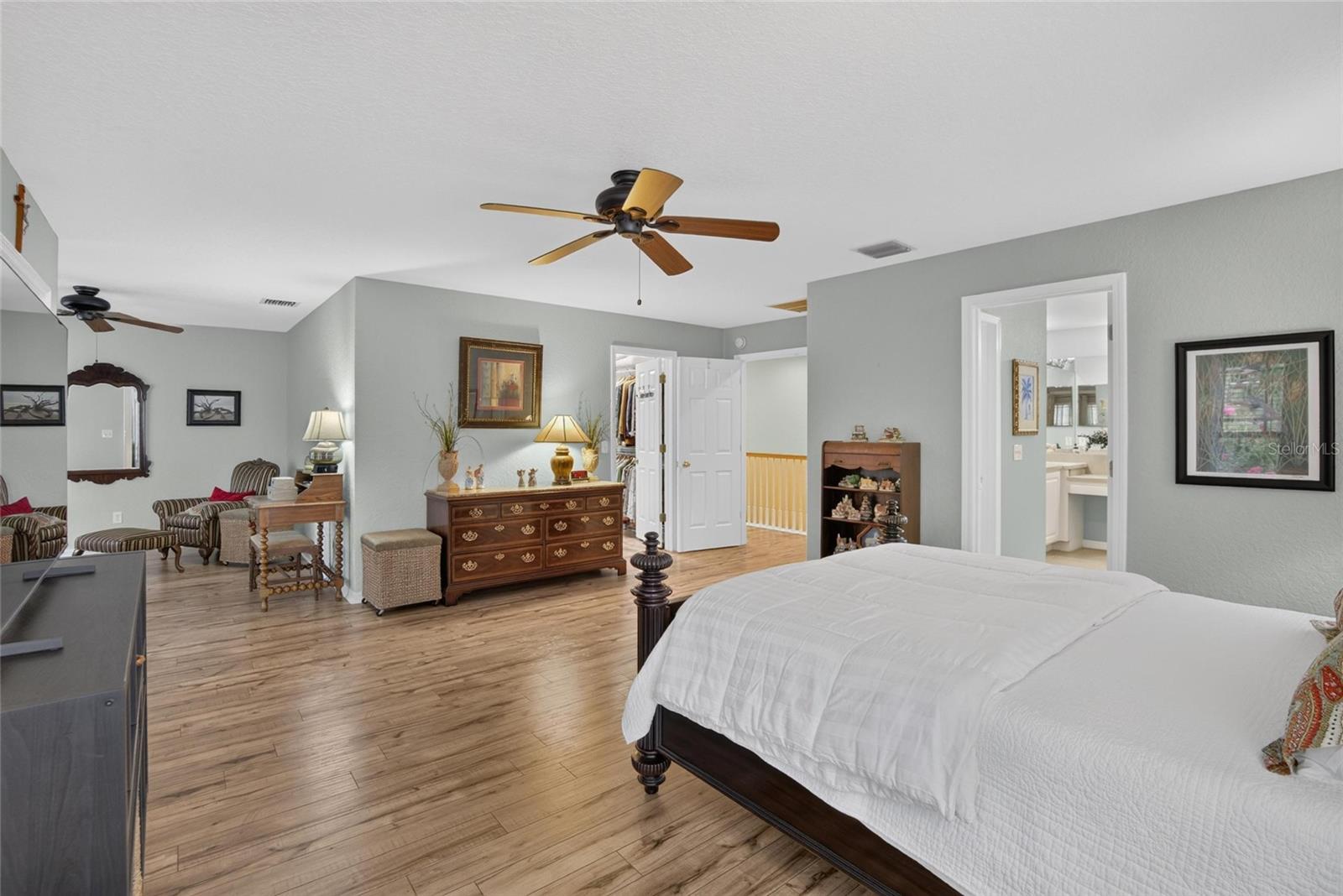 LUMSDEN RESERVE TOWNHOMES - Residential