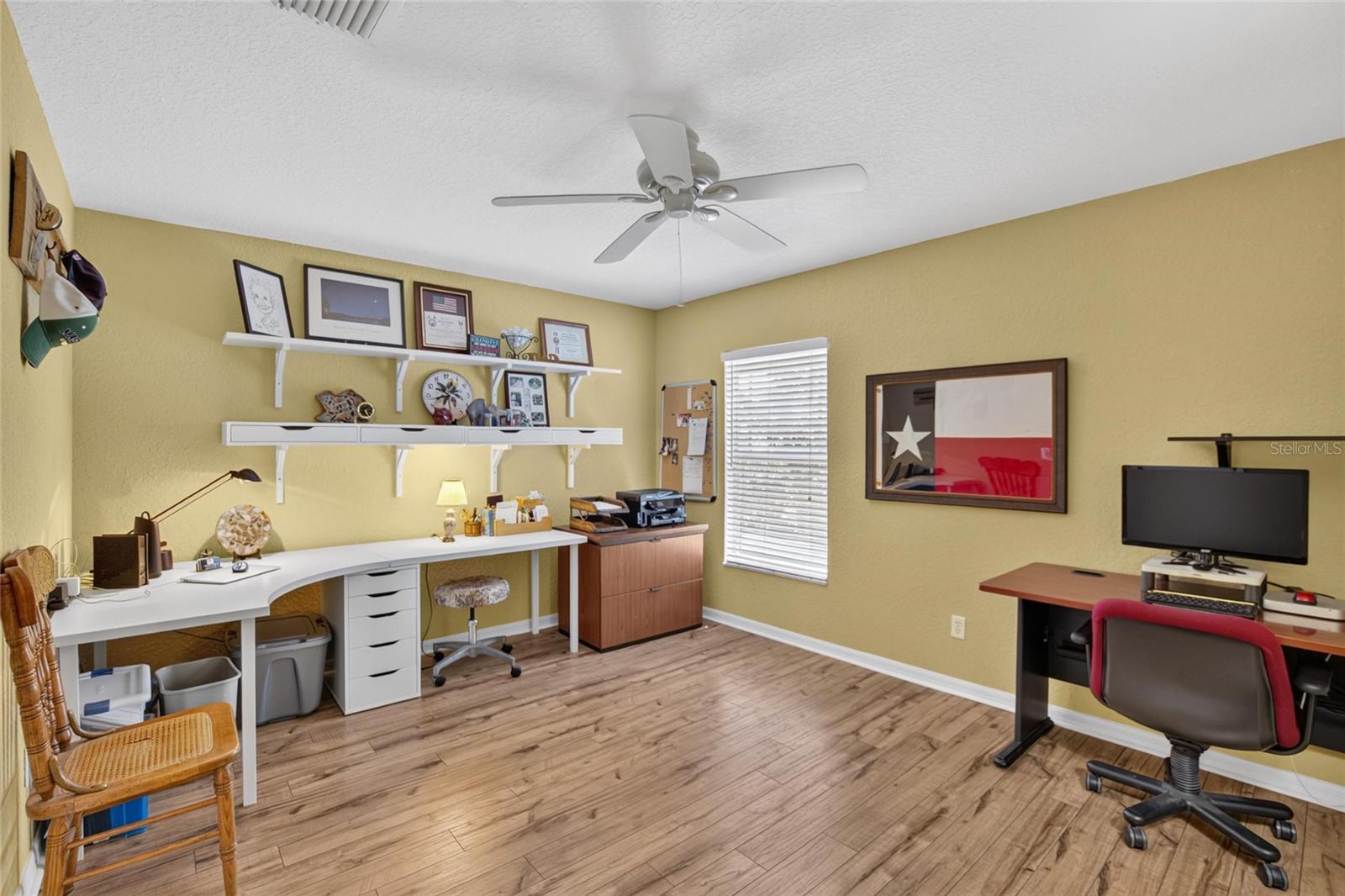 LUMSDEN RESERVE TOWNHOMES - Residential