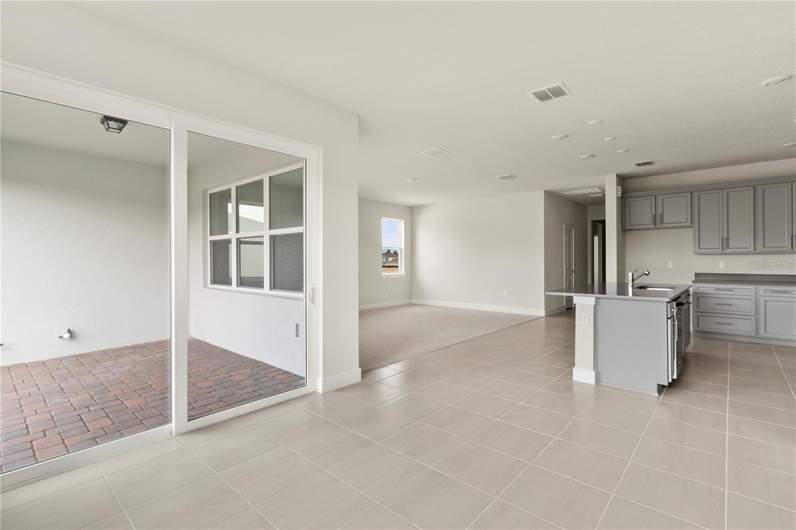WILLOW RIDGE - Residential