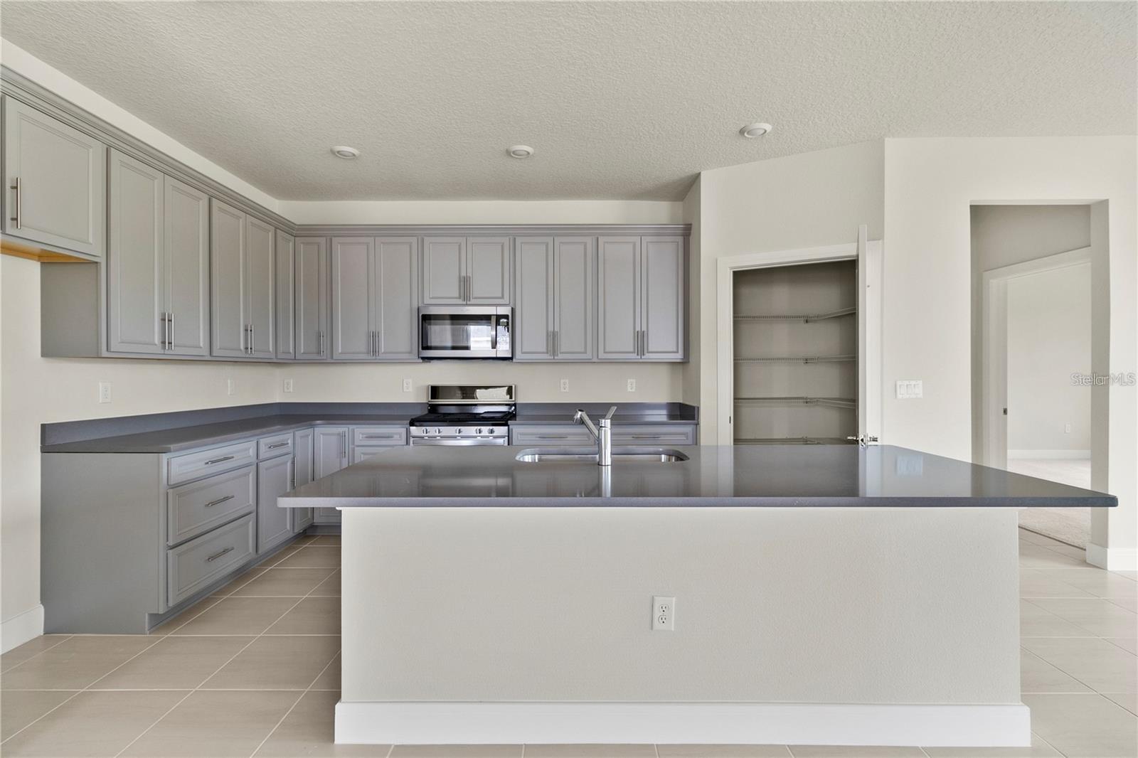WILLOW RIDGE - Residential