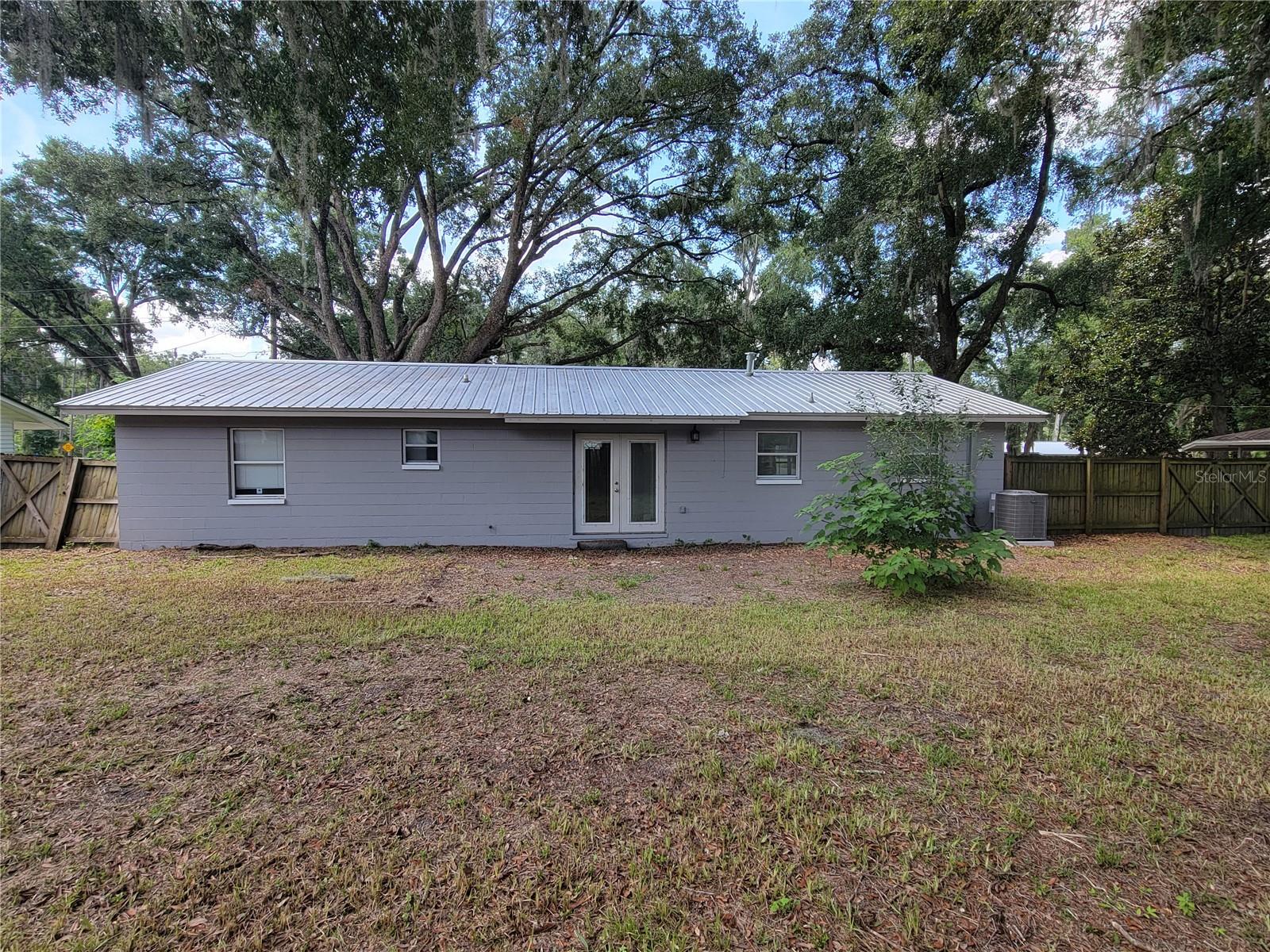 MEADOW RIDGE - Residential