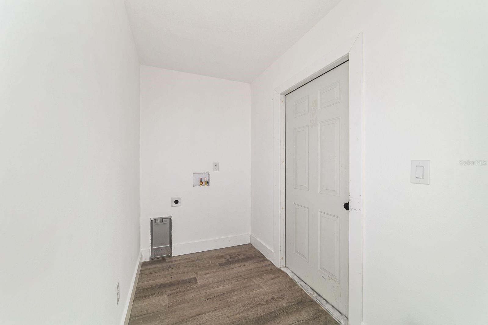 MARION OAKS 10 - Residential Lease