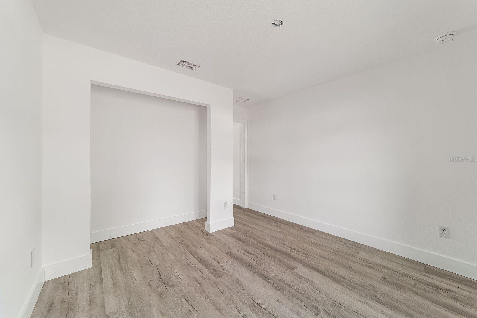 MARION OAKS 10 - Residential Lease