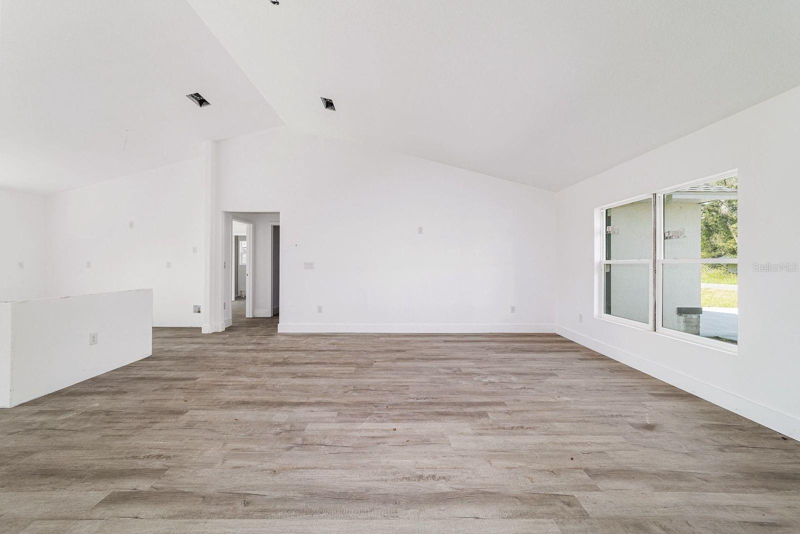 MARION OAKS 10 - Residential Lease