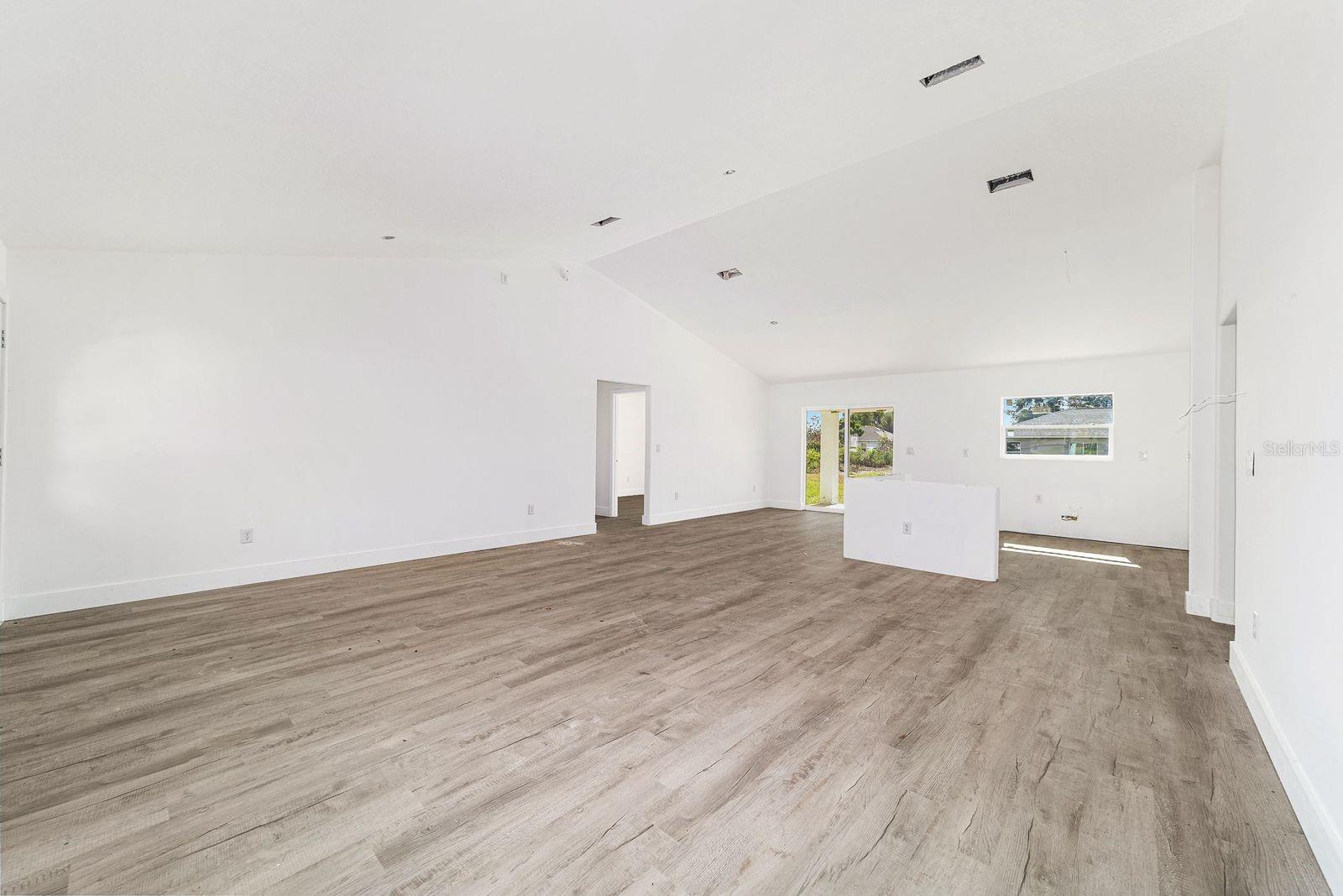 MARION OAKS 10 - Residential Lease
