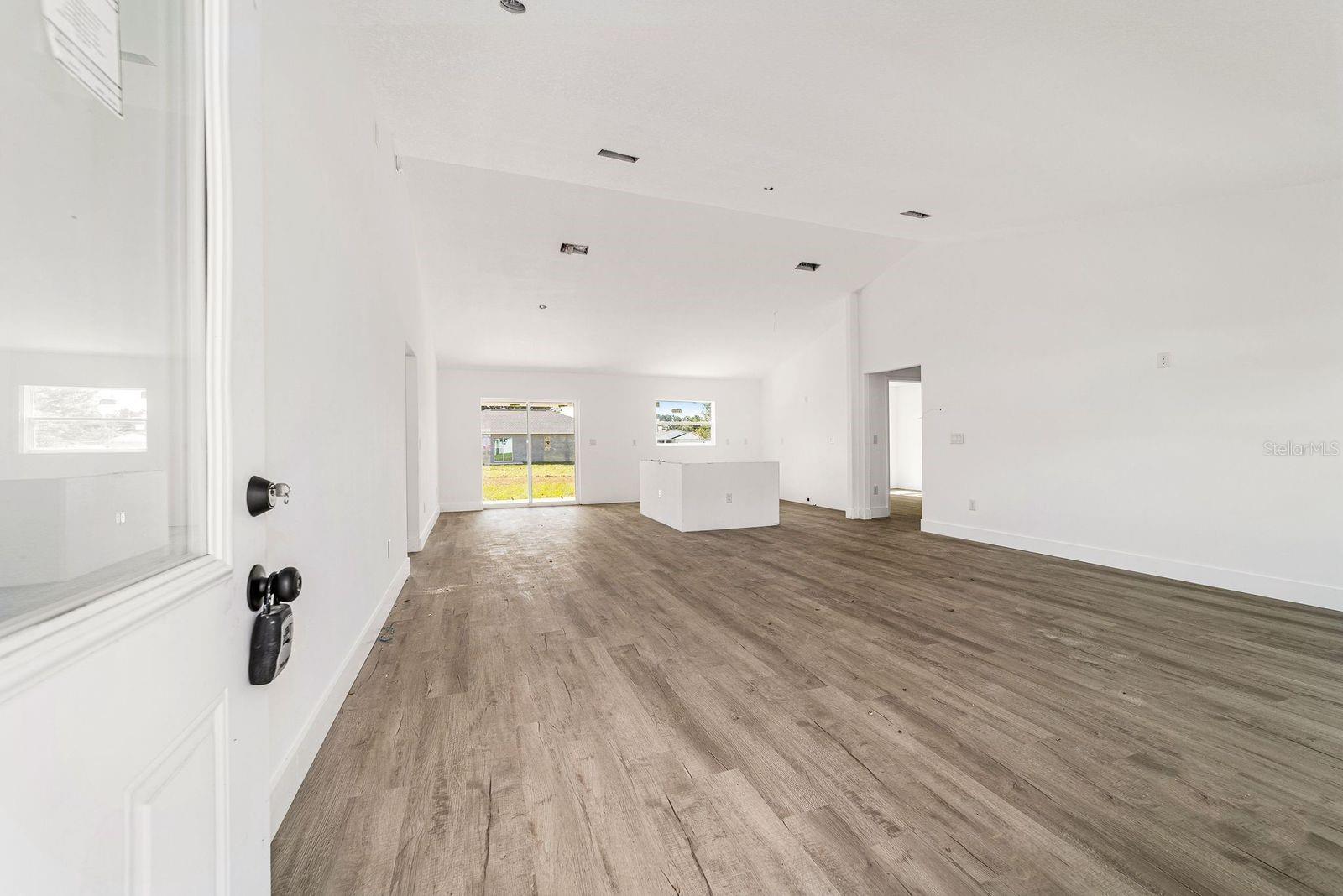 MARION OAKS 10 - Residential Lease