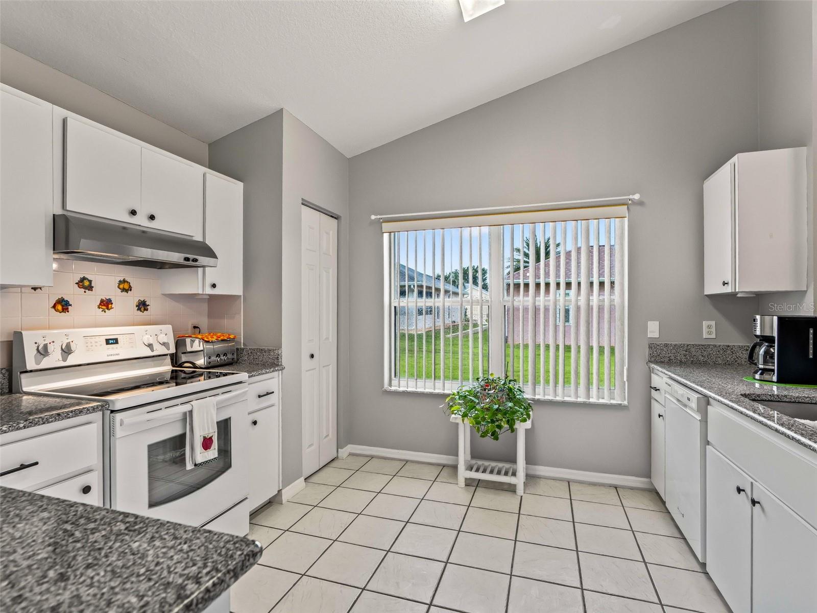 STONECREST - Residential