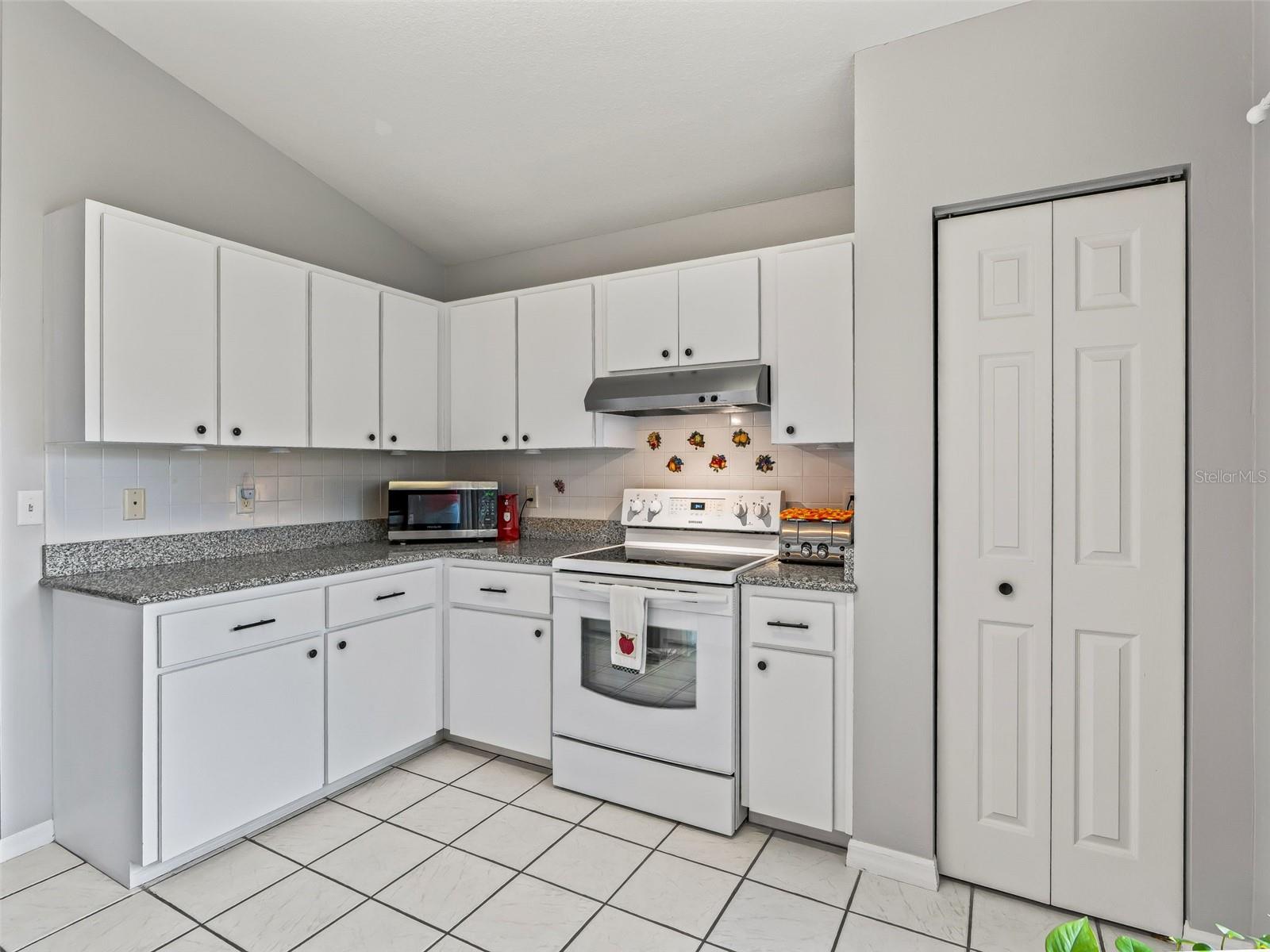 STONECREST - Residential
