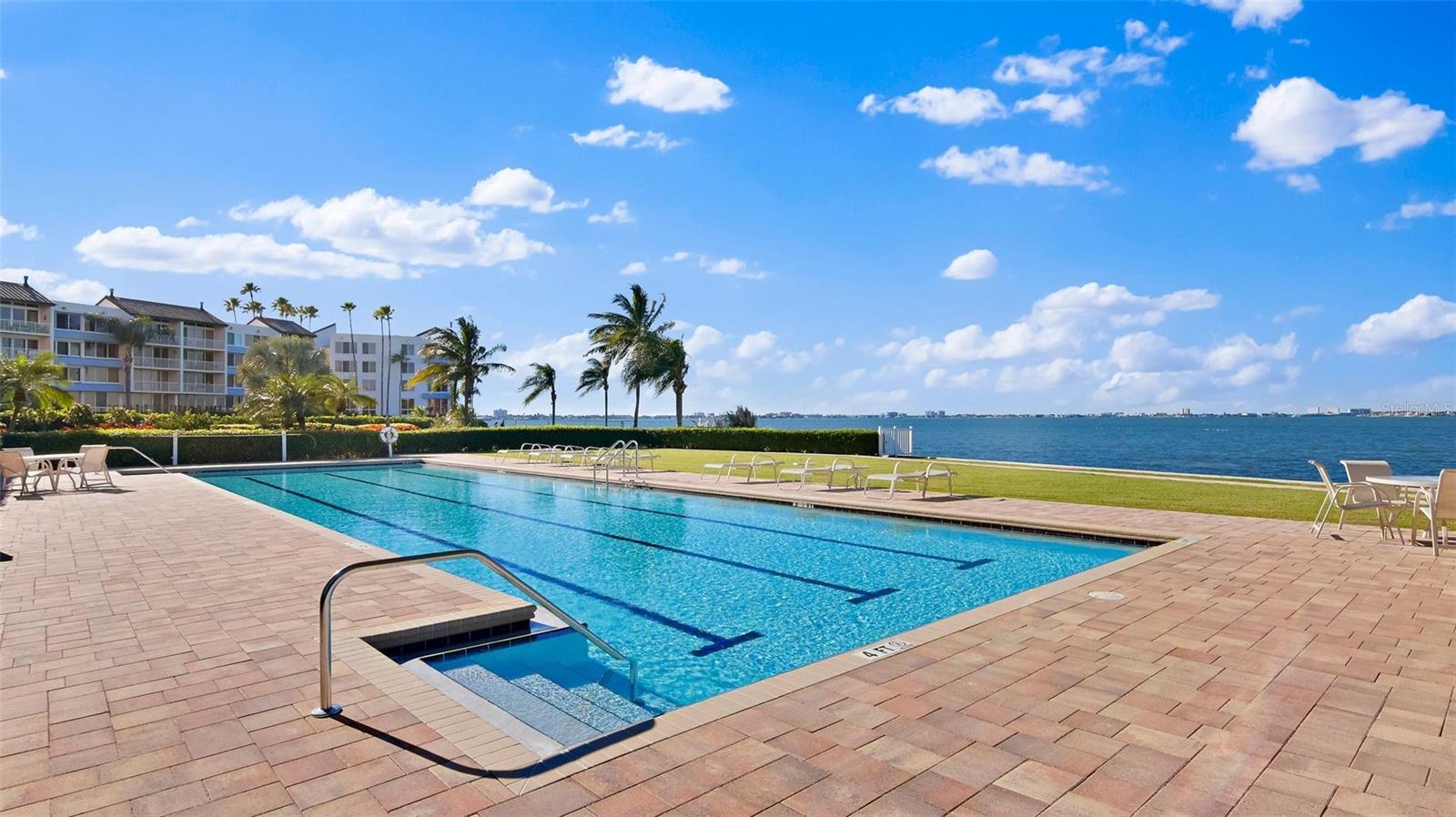 BACOPA BAY CONDO - Residential