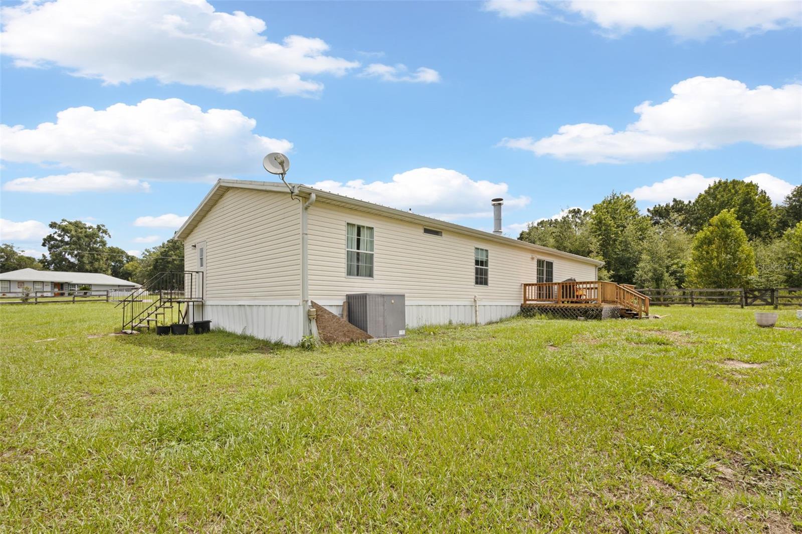 OCALA THOROUGHBRED ACRES - Residential