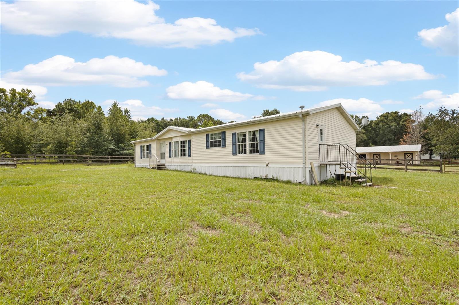OCALA THOROUGHBRED ACRES - Residential