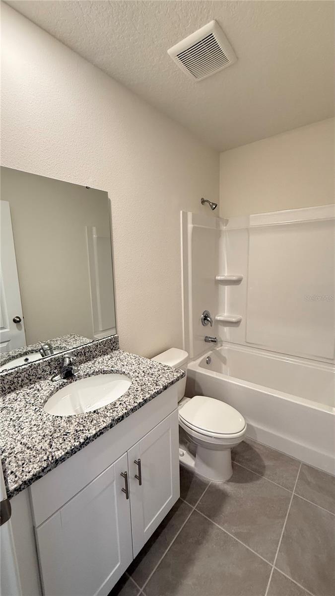 RIVERS EDGE - Residential Lease