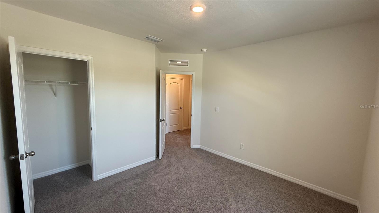 RIVERS EDGE - Residential Lease