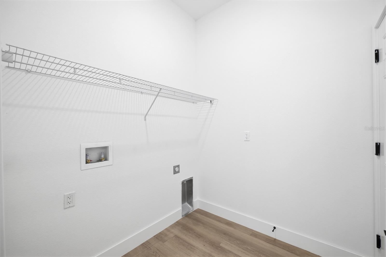 MARION OAKS UN SEVEN - Residential