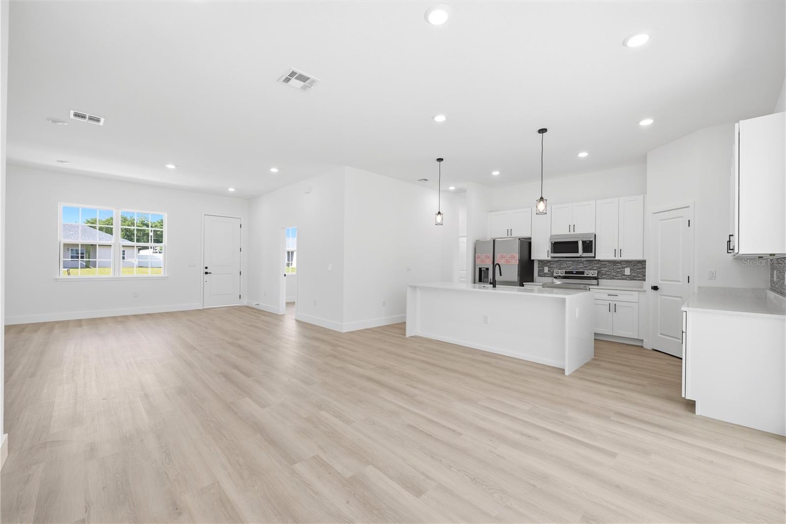 MARION OAKS UN SEVEN - Residential