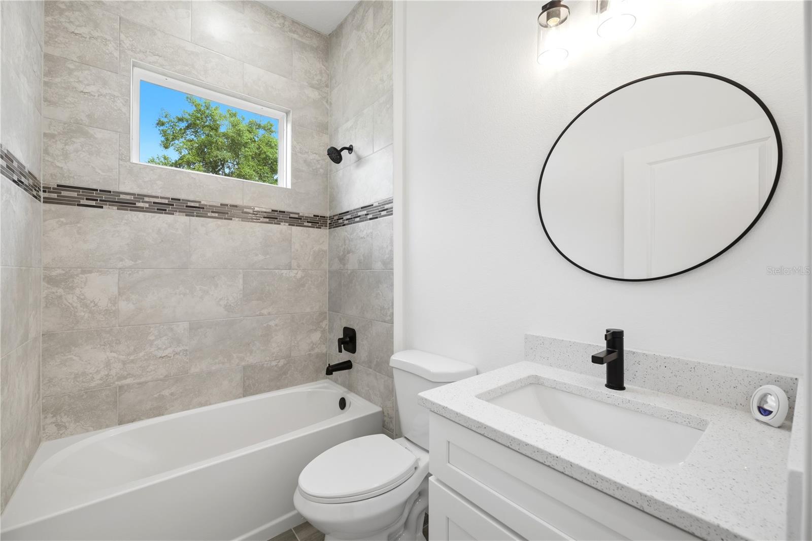 MARION OAKS UN SEVEN - Residential