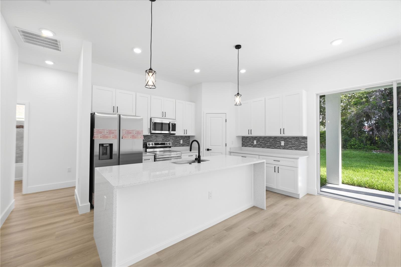 MARION OAKS UN SEVEN - Residential