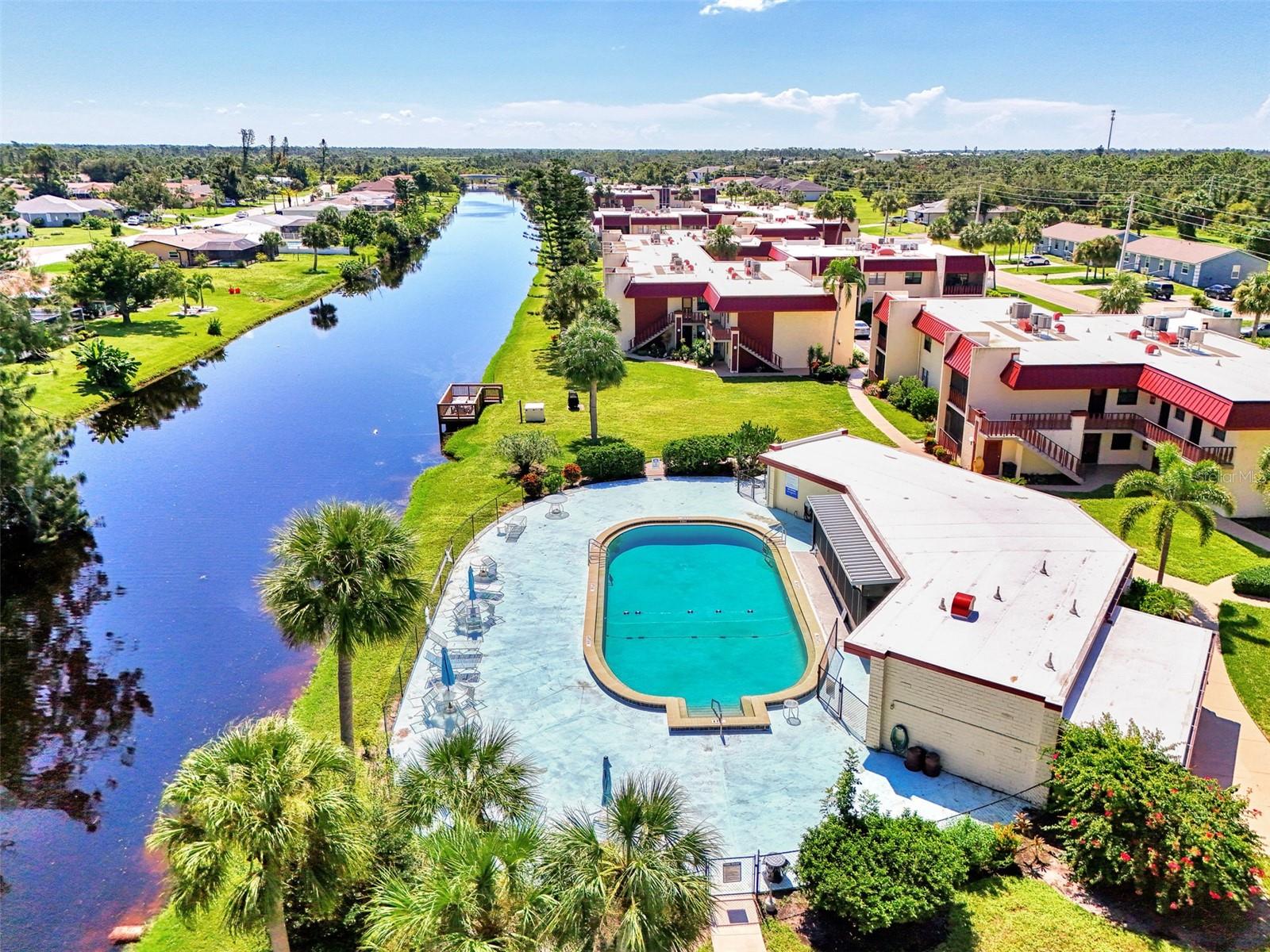 RIVERHOUSE - Residential