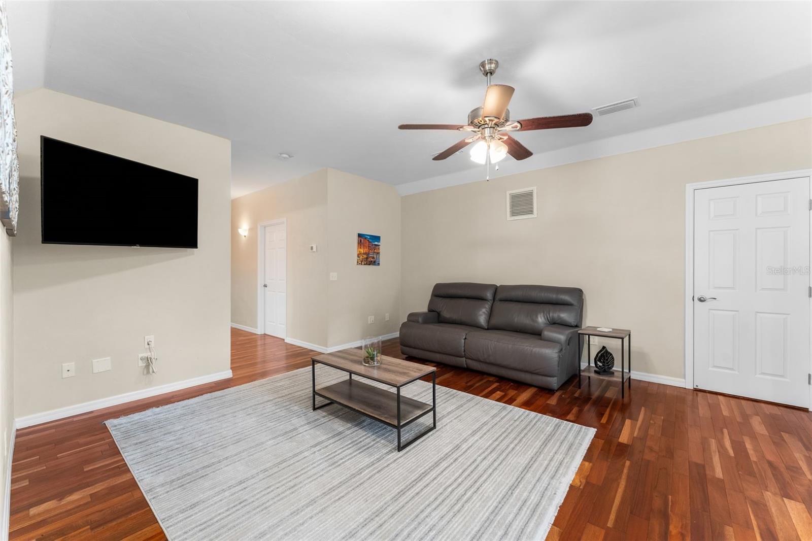 ALACHUA HIGHLANDS - Residential