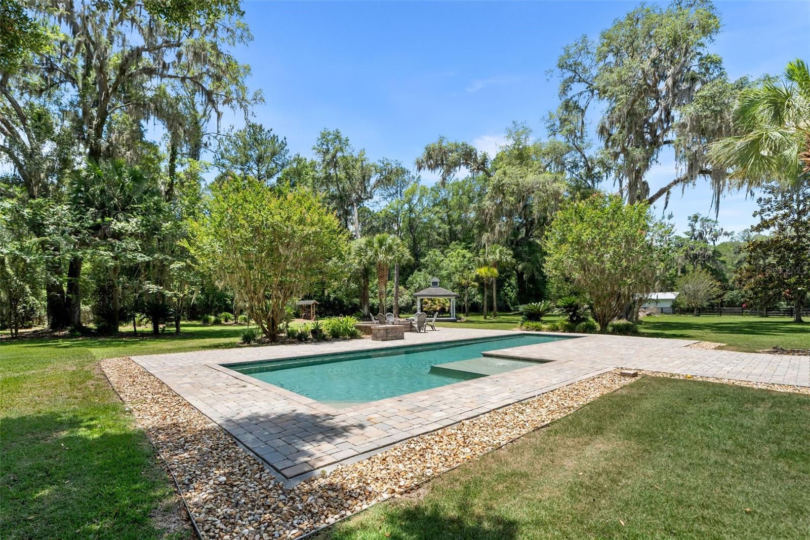 ALACHUA HIGHLANDS - Residential