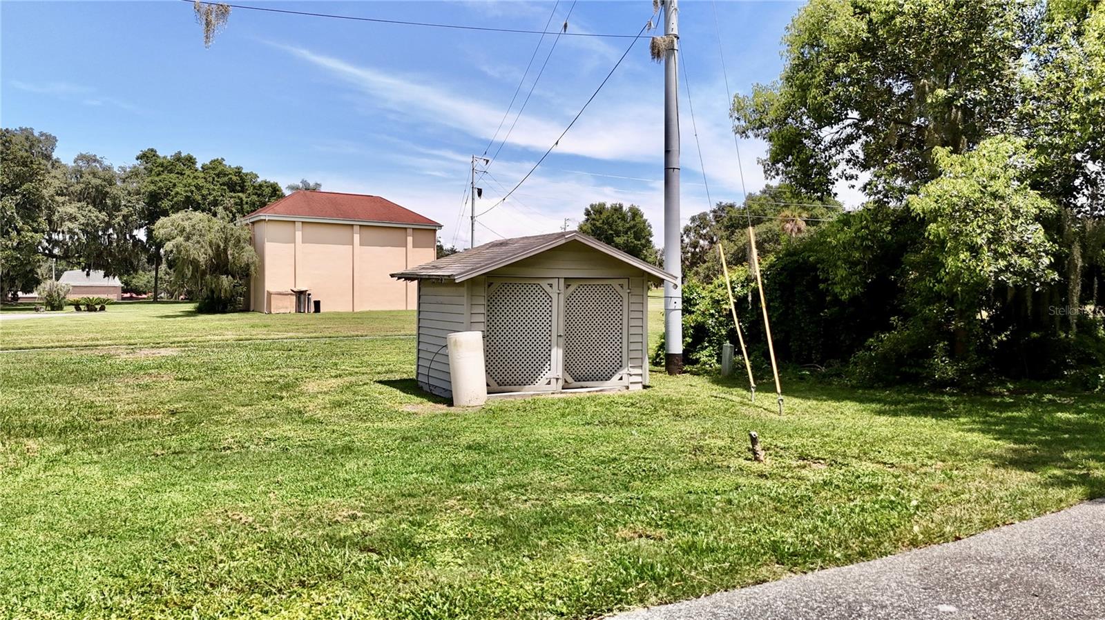 ACREAGE - Residential