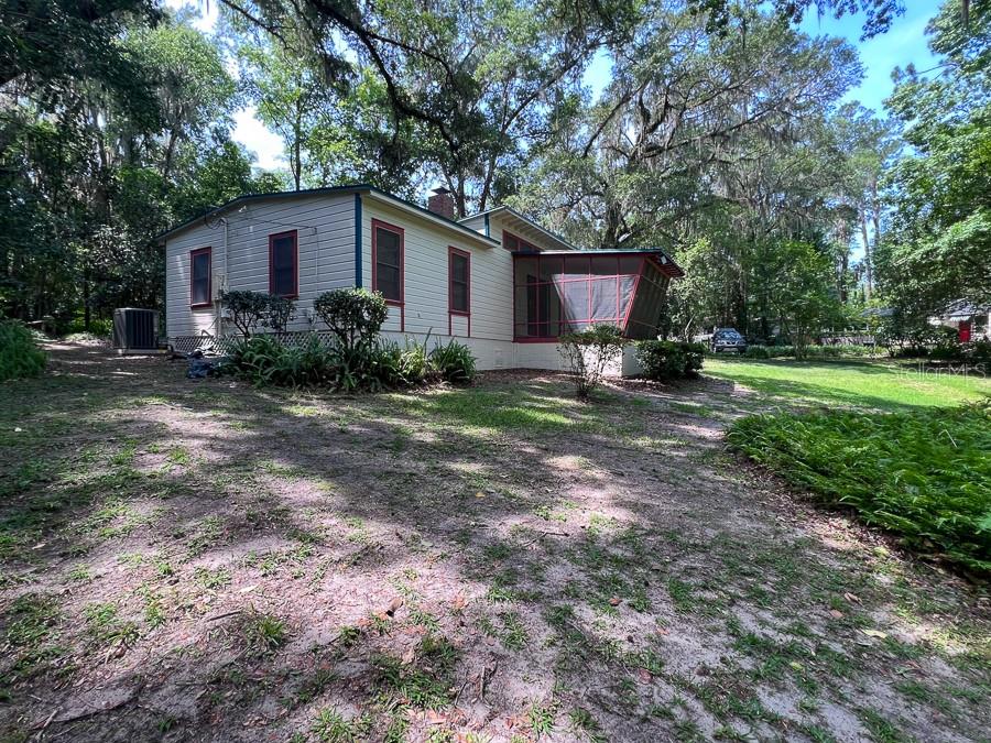 HIBISCUS PARK - Residential Lease